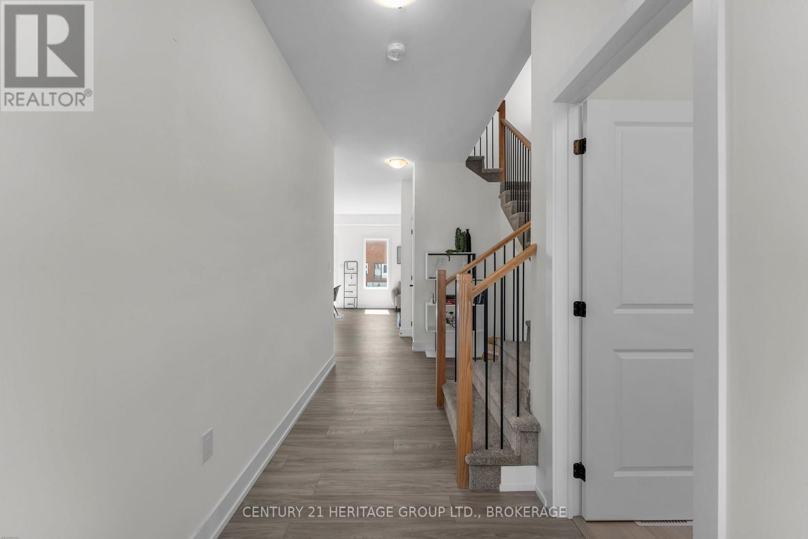 75 Creighton Drive, Loyalist, Ontario K0H 2H0 - Photo 4 - X13653034