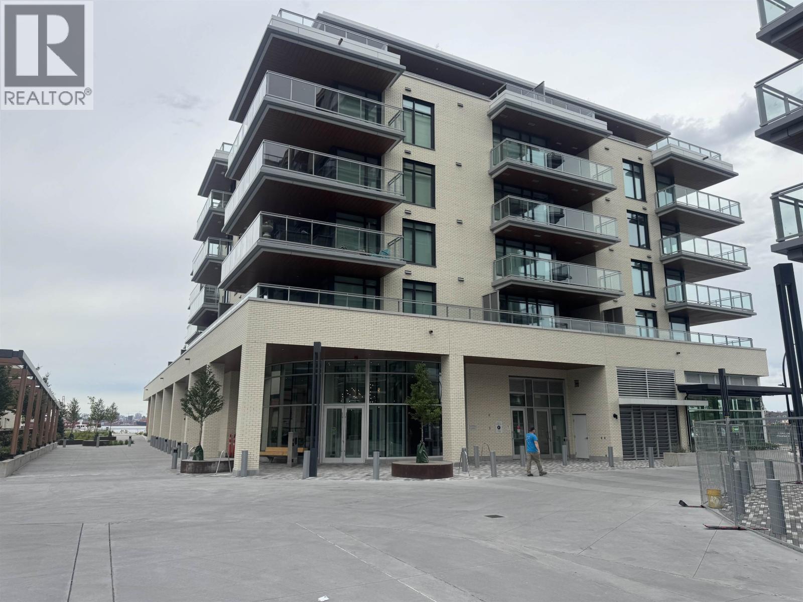 505 785 Harbour Way, North Vancouver, British Columbia  V7P 0G3 - Photo 2 - R3149109