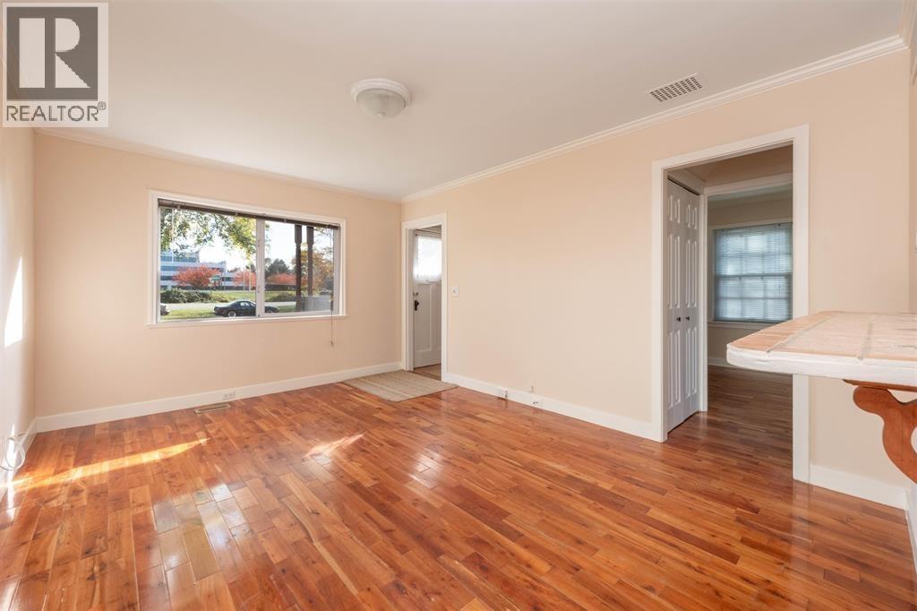 3211 Catalina Crescent, Richmond, British Columbia  V7B 1E3 - Photo 7 - R3147078