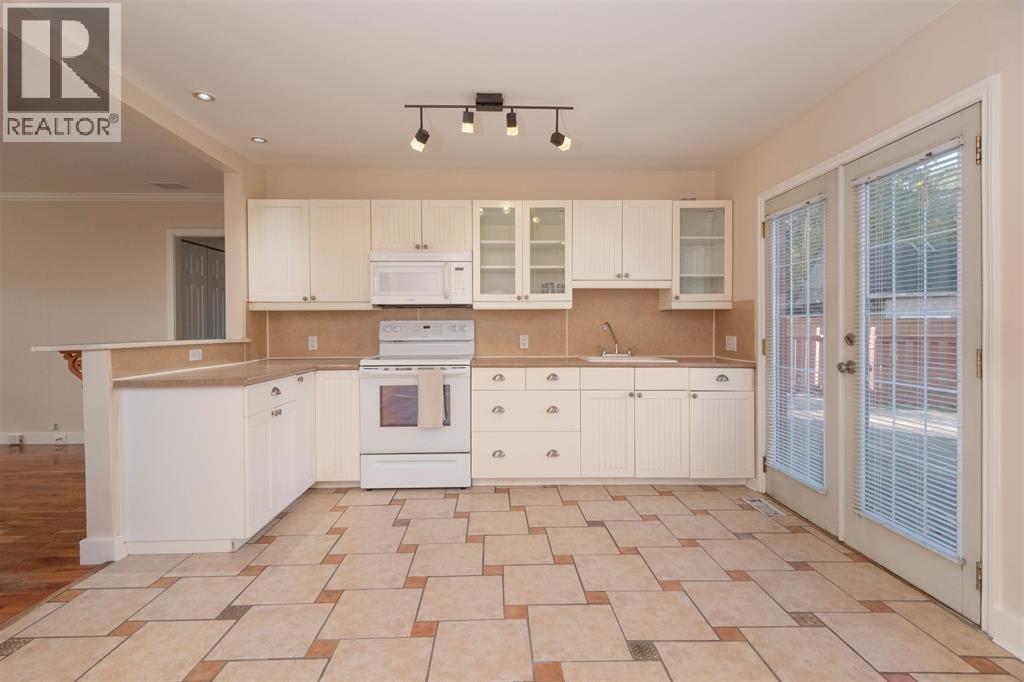 3211 Catalina Crescent, Richmond, British Columbia  V7B 1E3 - Photo 10 - R3147078