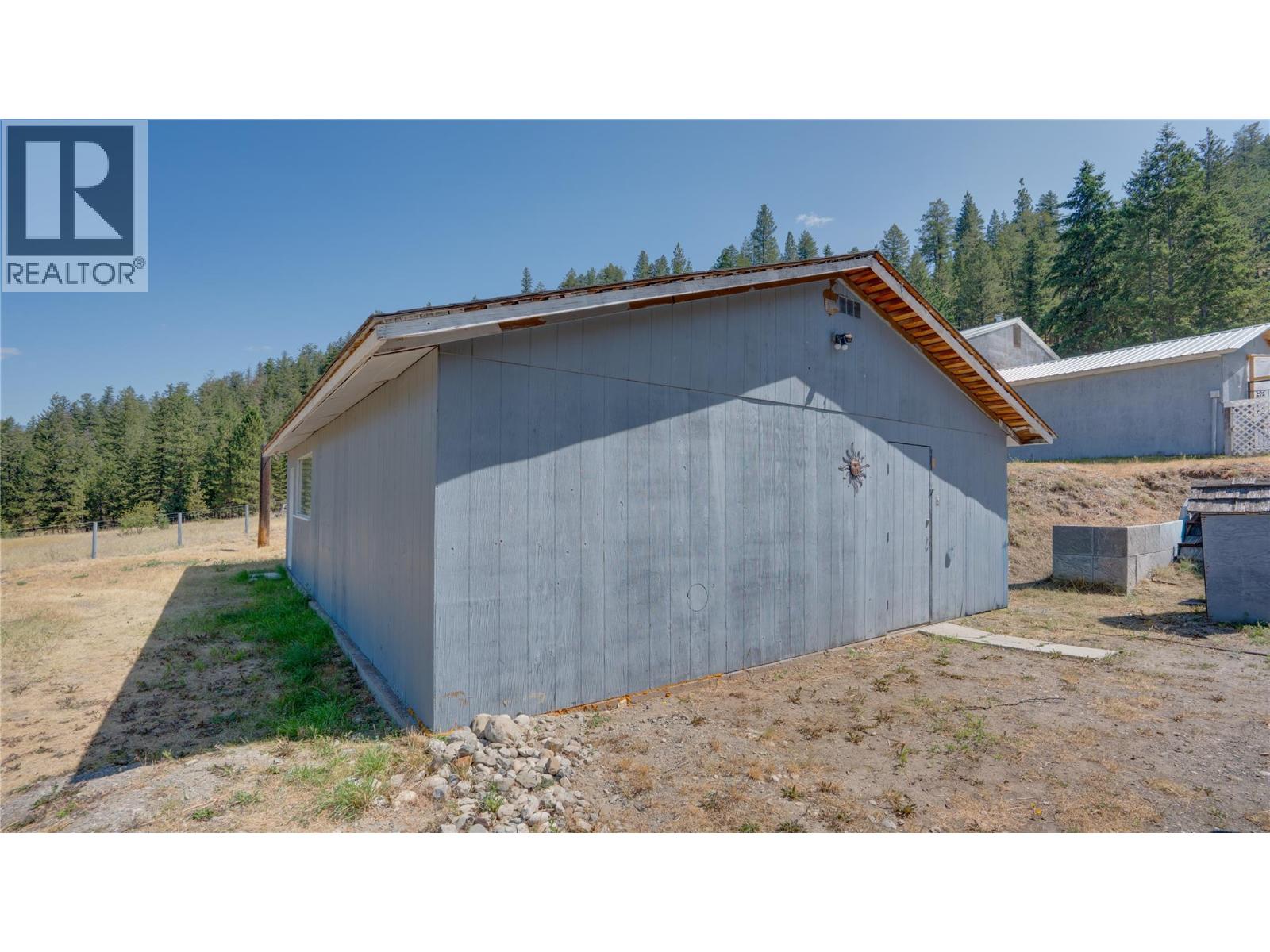 6668 Kamloops Vernon Highway 97 Highway, Westwold, British Columbia  V0E 3B1 - Photo 32 - 10397231