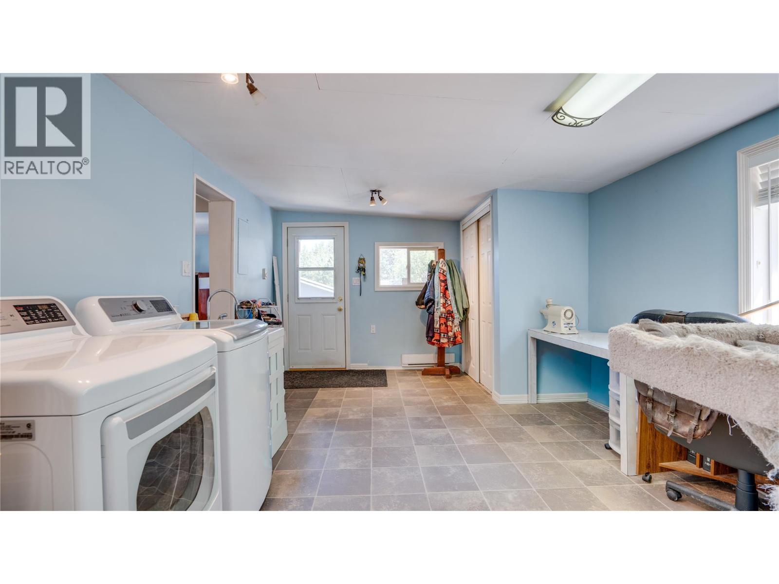 6668 Kamloops Vernon Highway 97 Highway, Westwold, British Columbia  V0E 3B1 - Photo 25 - 10397231