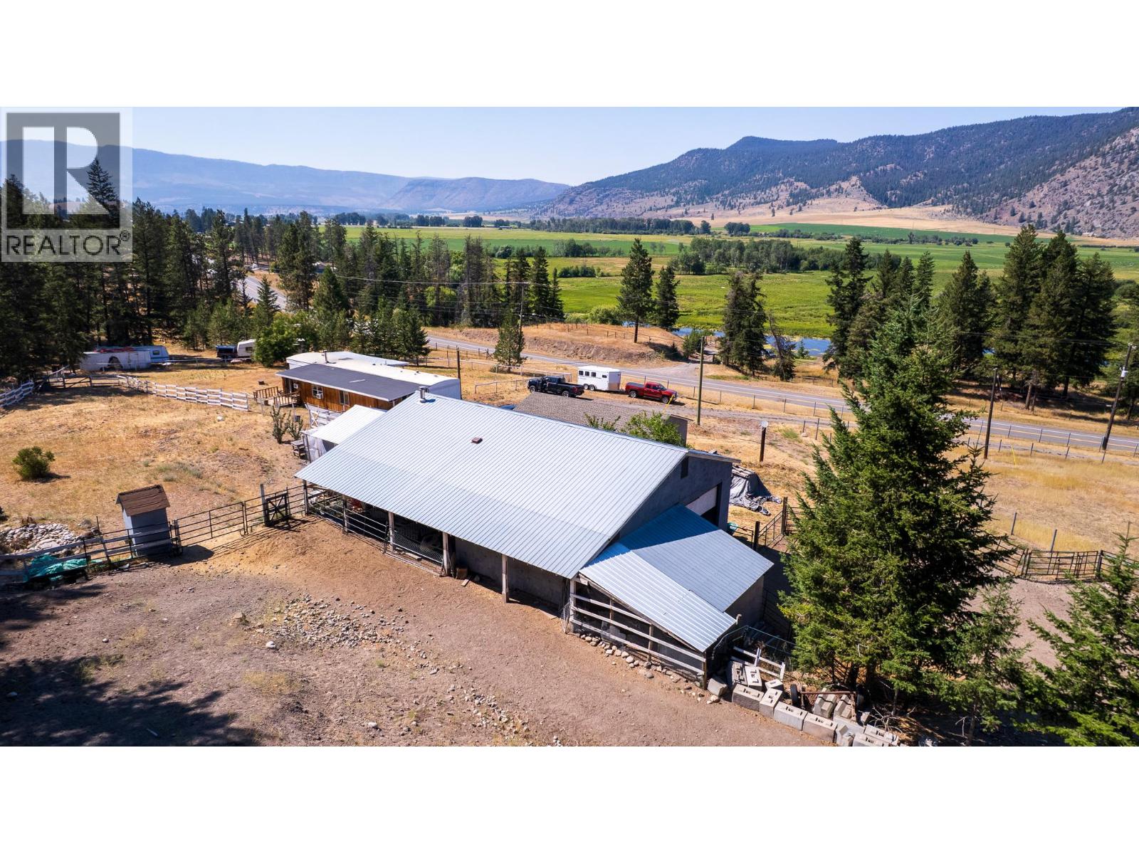 6668 Kamloops Vernon Highway 97 Highway, Westwold, British Columbia  V0E 3B1 - Photo 3 - 10397231
