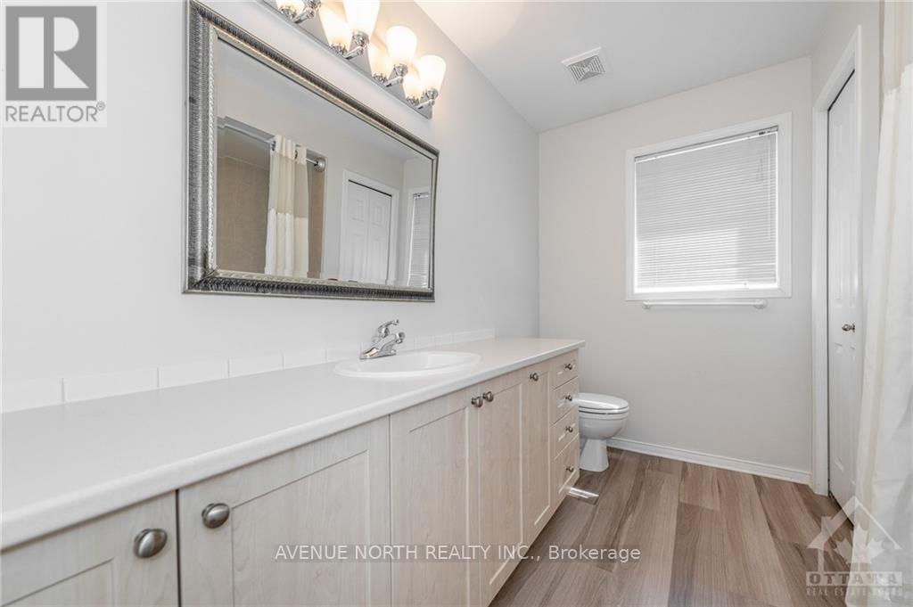 2370 Le Ruisseau Circle, Ottawa, Ontario  K1W 1K8 - Photo 21 - X13653062
