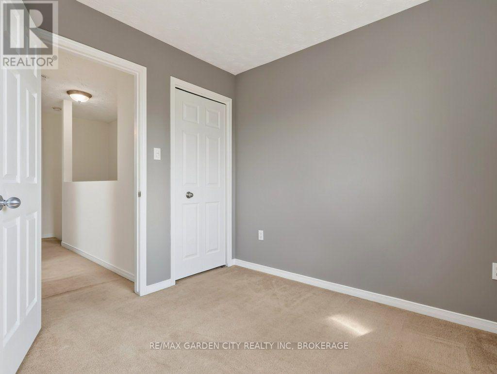 211 Morton Street S, Thorold, Ontario  L2V 1C8 - Photo 23 - X13653018