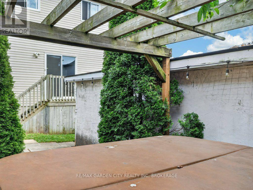 211 Morton Street S, Thorold, Ontario  L2V 1C8 - Photo 29 - X13653018