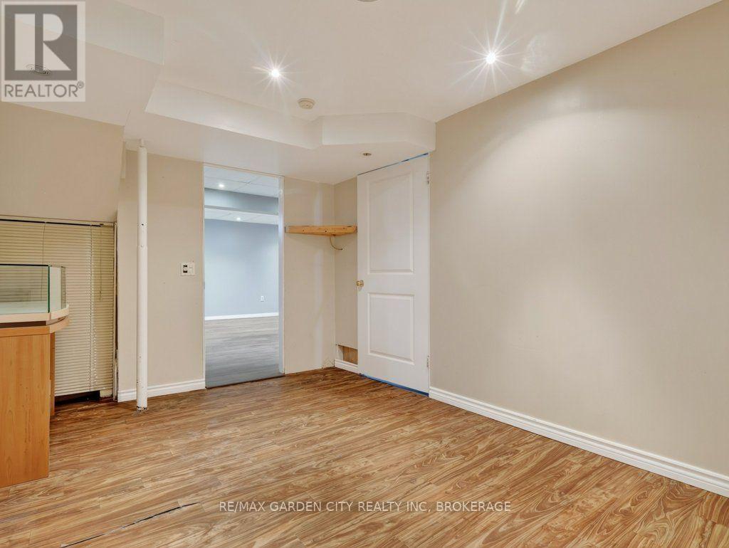 211 Morton Street S, Thorold, Ontario  L2V 1C8 - Photo 40 - X13653018