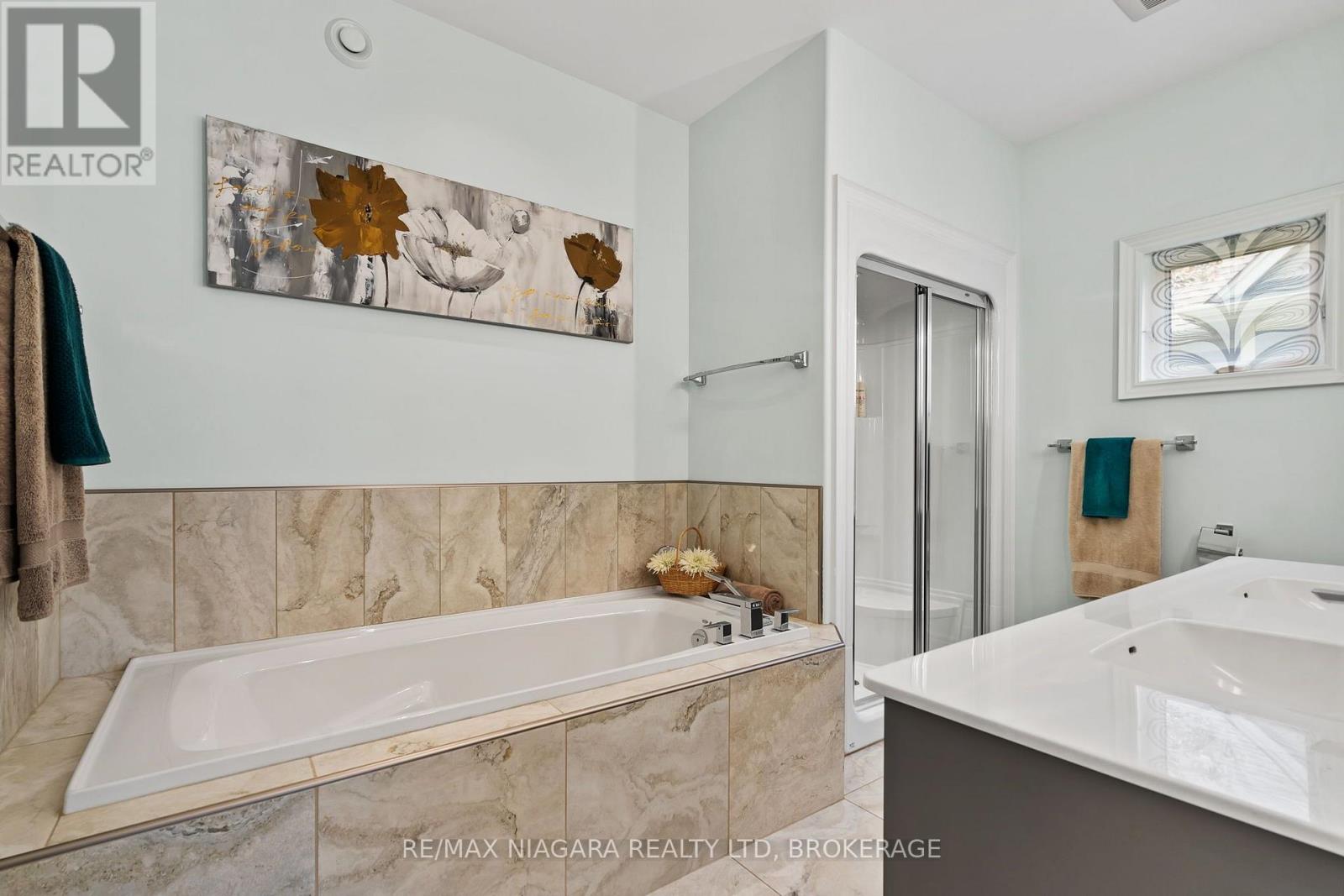 27 Driftwood Trail, Fort Erie, Ontario L0S 1N0 - Photo 21 - X13653068