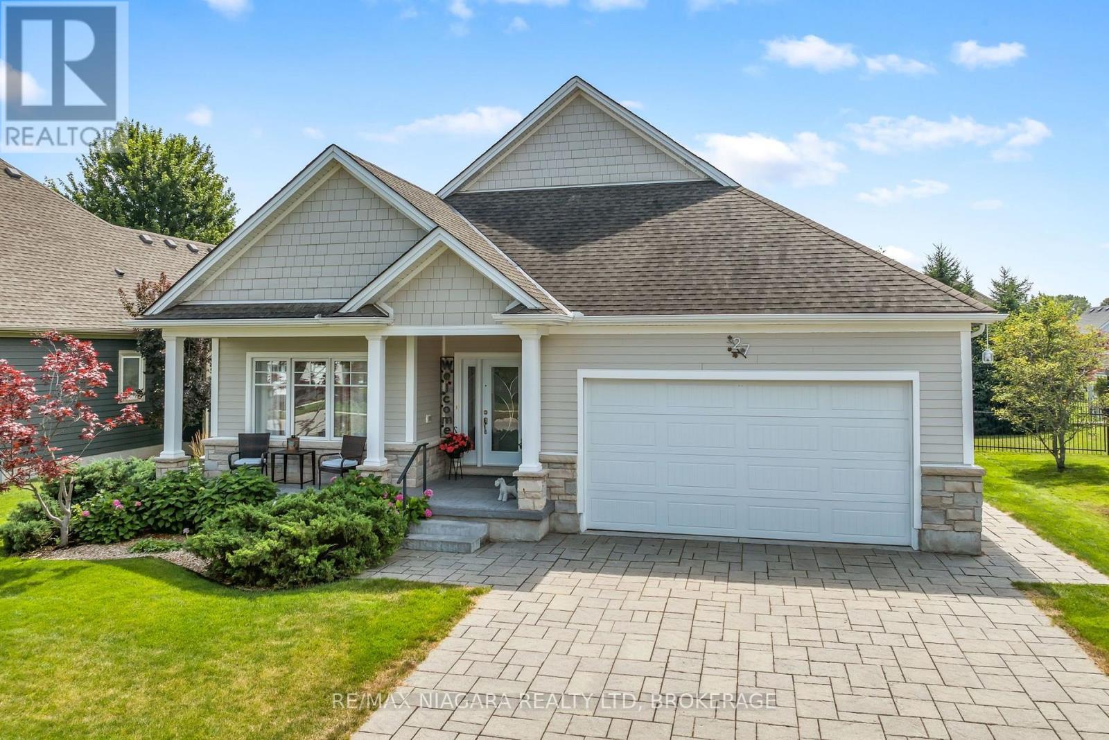 27 Driftwood Trail, Fort Erie, Ontario L0S 1N0 - Photo 3 - X13653068