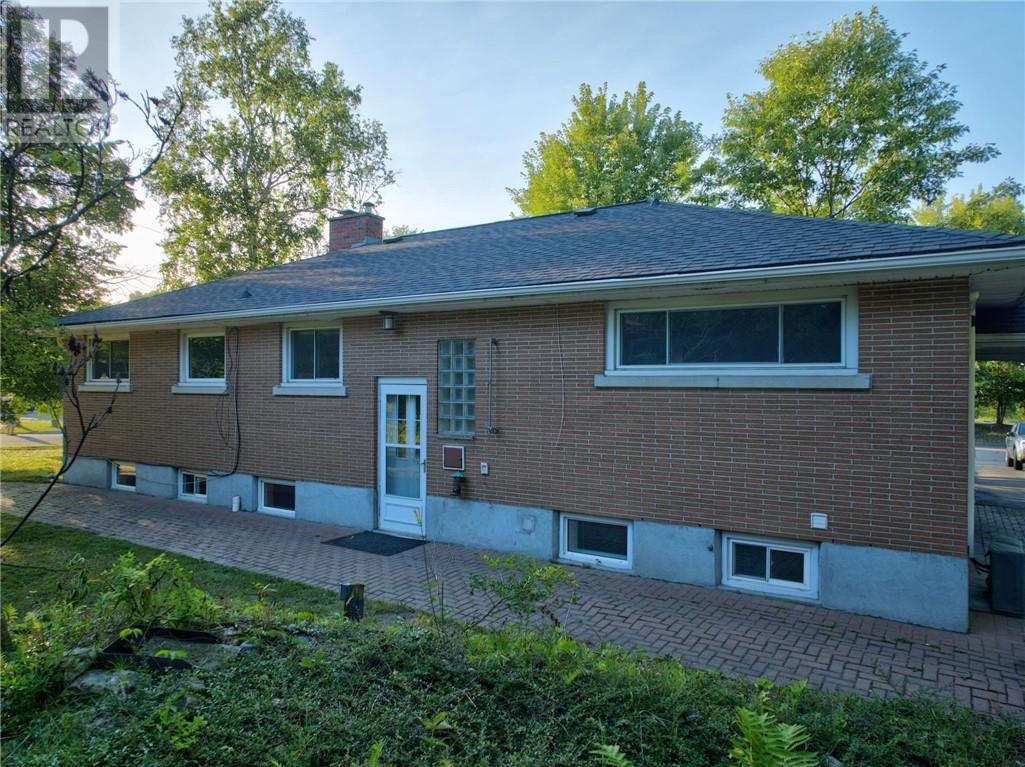 1397 Hawthorne Drive, Sudbury, Ontario  P3A 1L3 - Photo 38 - 2129686