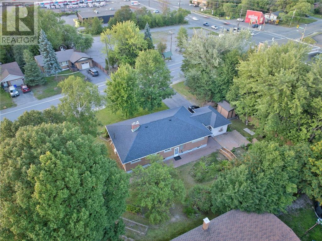 1397 Hawthorne Drive, Sudbury, Ontario  P3A 1L3 - Photo 5 - 2129686