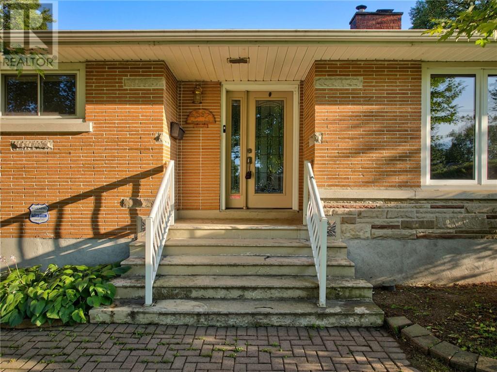 1397 Hawthorne Drive, Sudbury, Ontario  P3A 1L3 - Photo 6 - 2129686