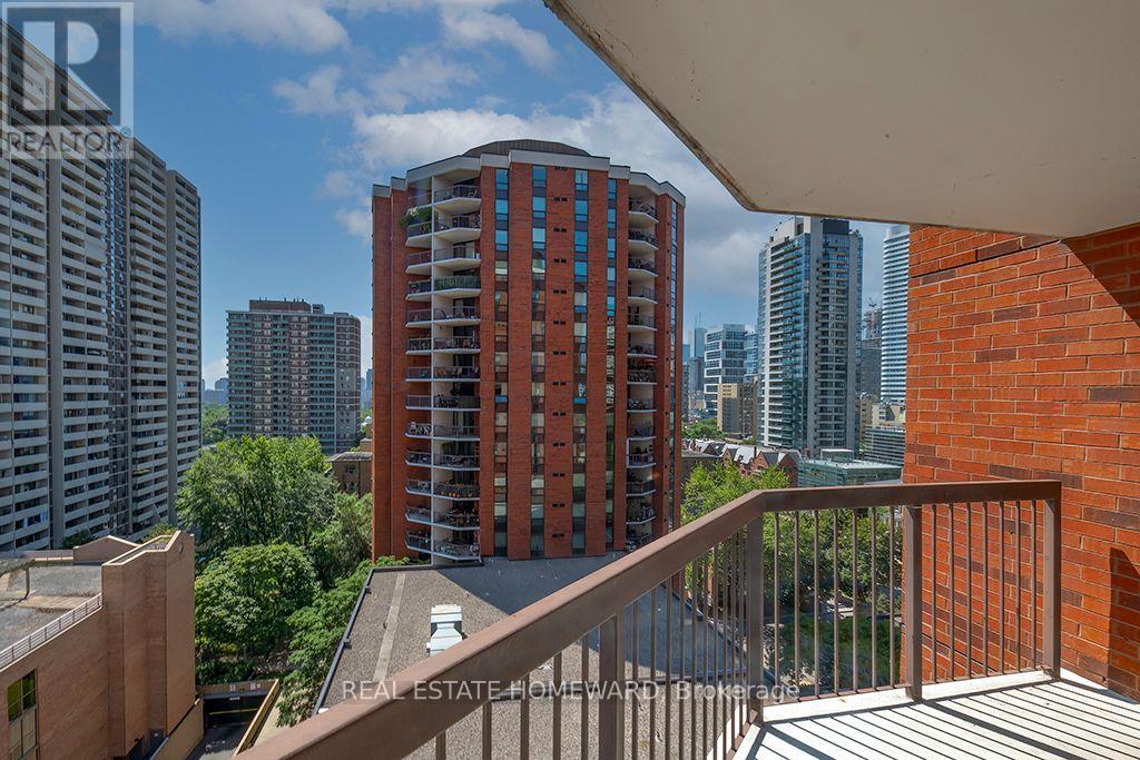 1219 - 77 Maitland Place, Toronto, Ontario  M4Y 2V6 - Photo 40 - C13648126