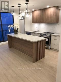 1616 - 33 HARBOUR SQUARE, Toronto, Ontario