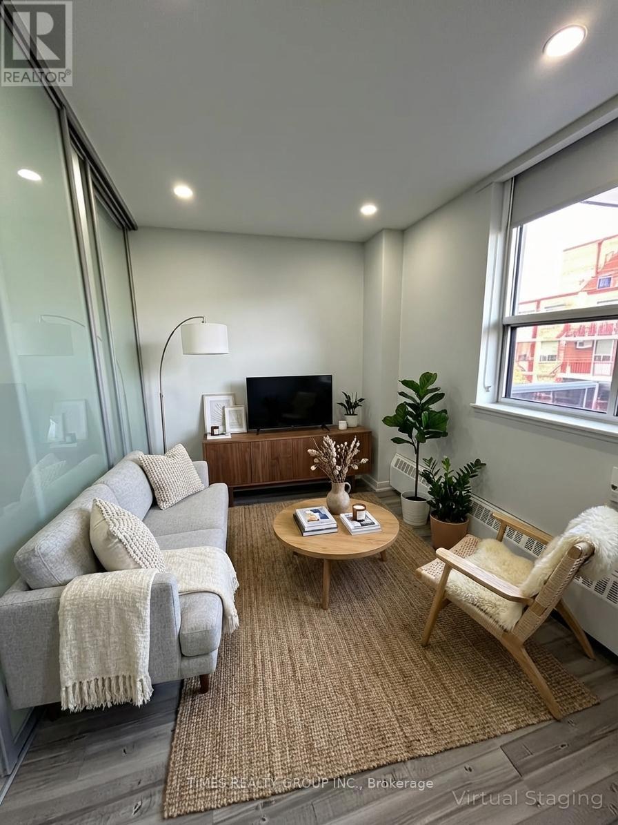 503 - 15 Walmer Road, Toronto, Ontario  M5R 2X1 - Photo 3 - C13653080