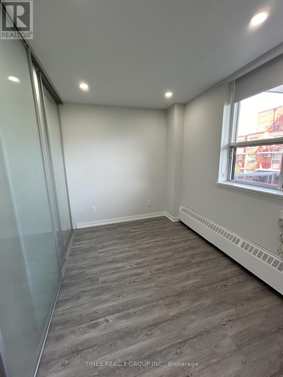 503 - 15 Walmer Road, Toronto, Ontario  M5R 2X1 - Photo 6 - C13653080