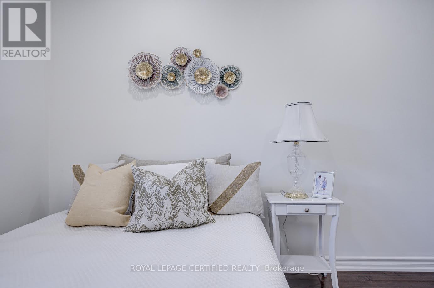 79 Samson Crescent, Toronto, Ontario  M1G 1N2 - Photo 18 - E13653076
