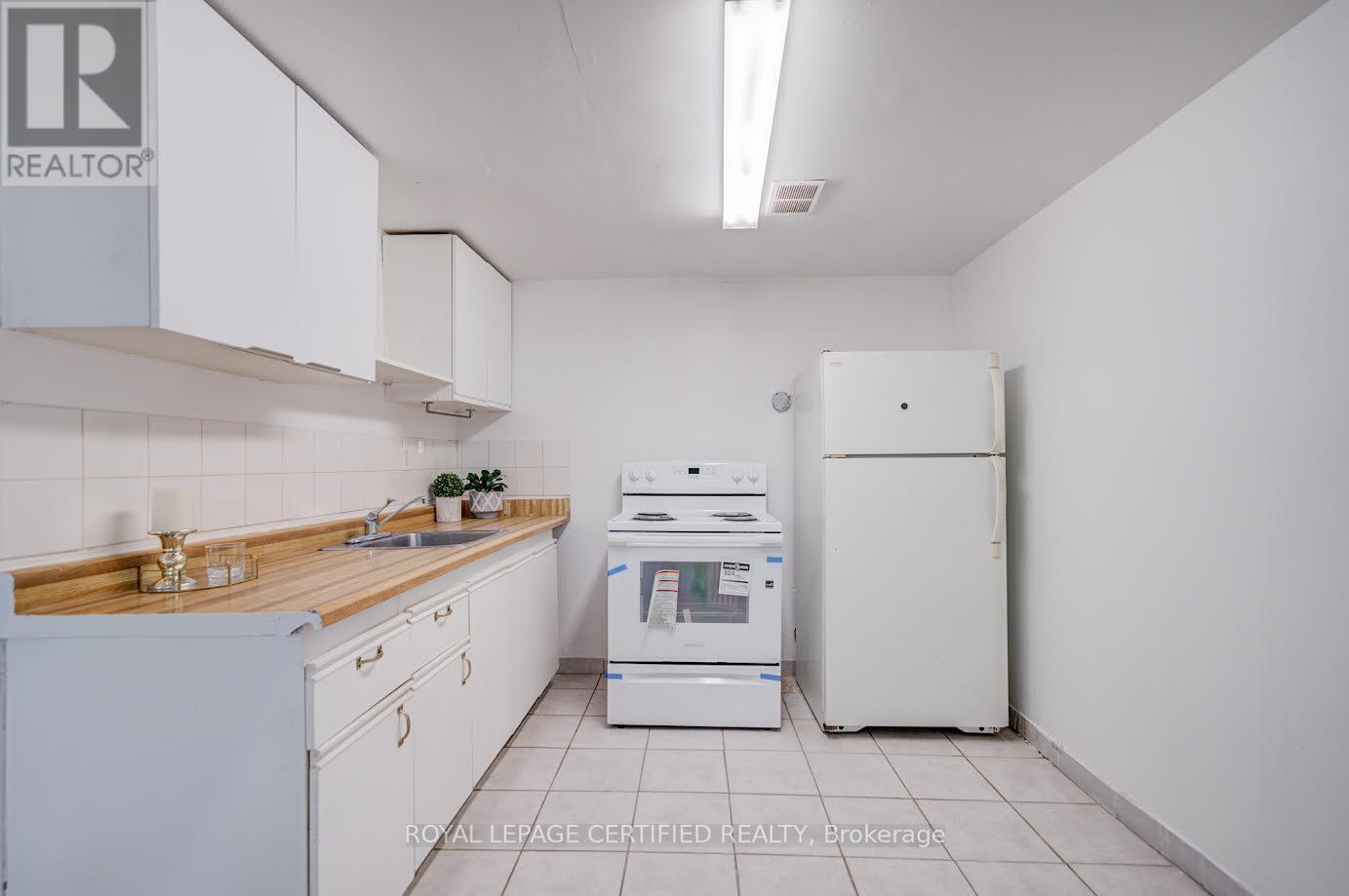 79 Samson Crescent, Toronto, Ontario  M1G 1N2 - Photo 33 - E13653076