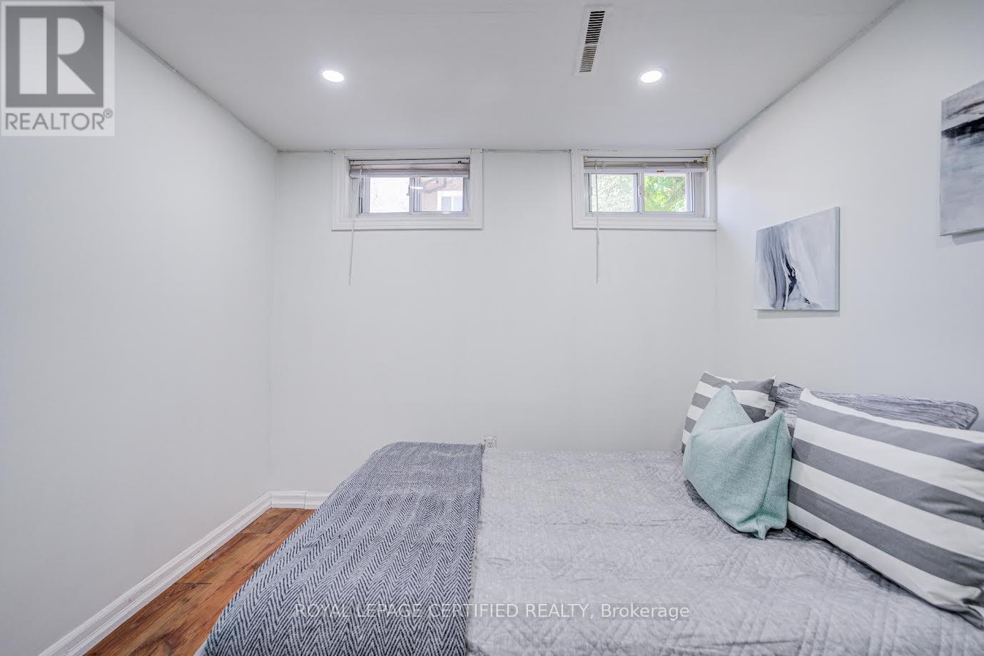 79 Samson Crescent, Toronto, Ontario  M1G 1N2 - Photo 38 - E13653076