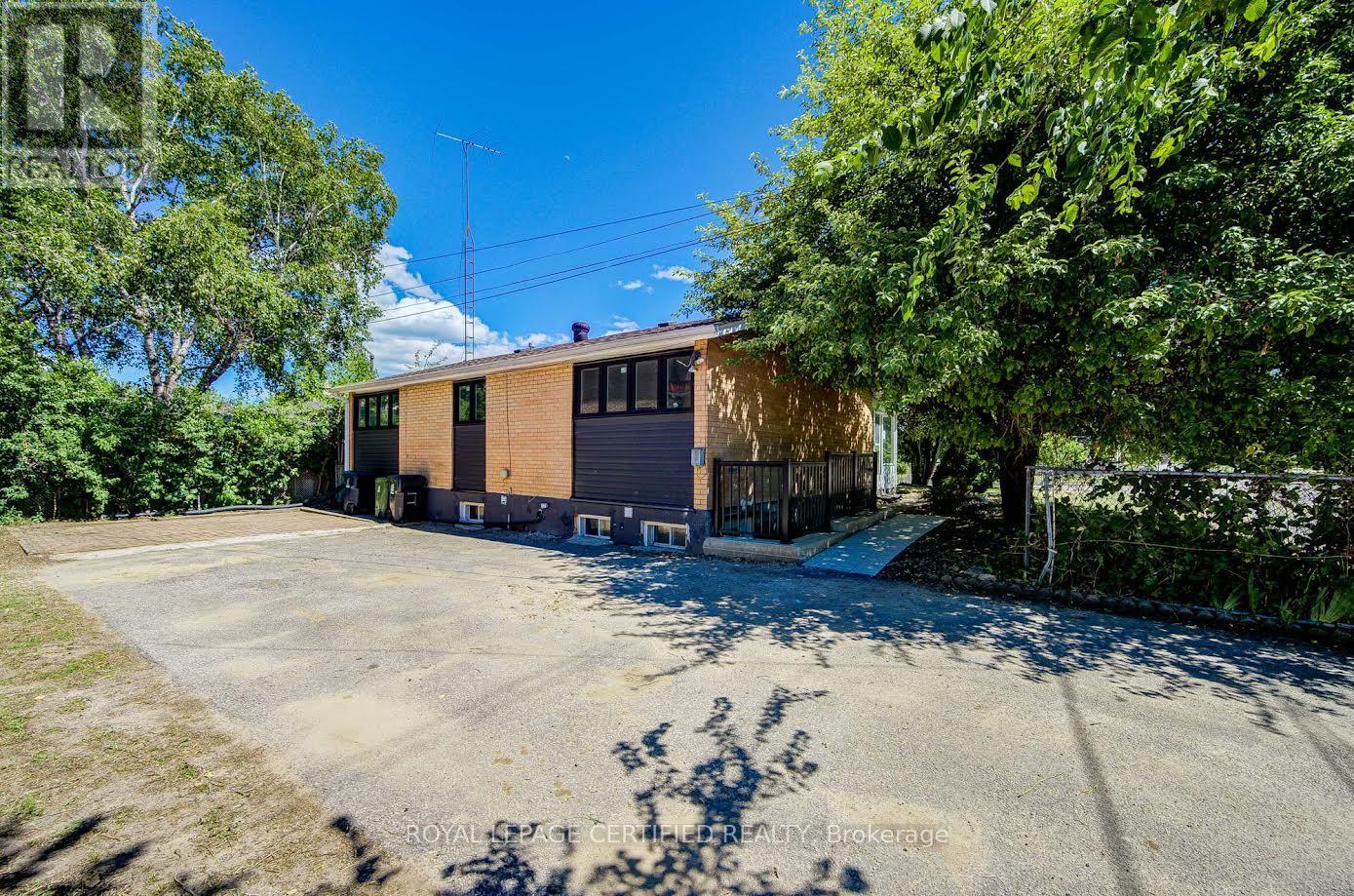 79 Samson Crescent, Toronto, Ontario  M1G 1N2 - Photo 47 - E13653076