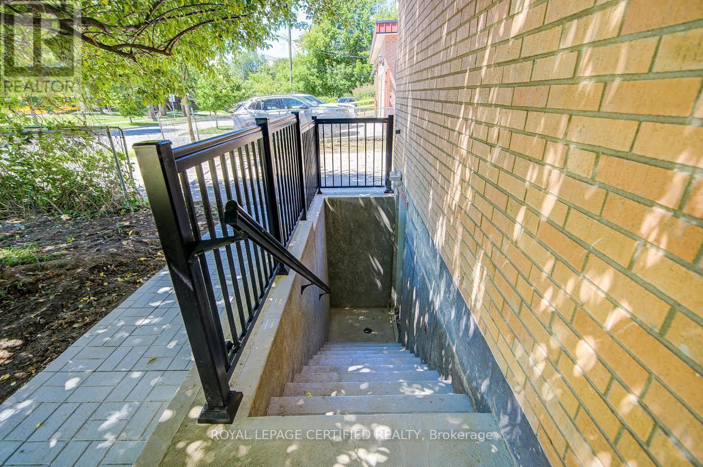 79 Samson Crescent, Toronto, Ontario  M1G 1N2 - Photo 50 - E13653076