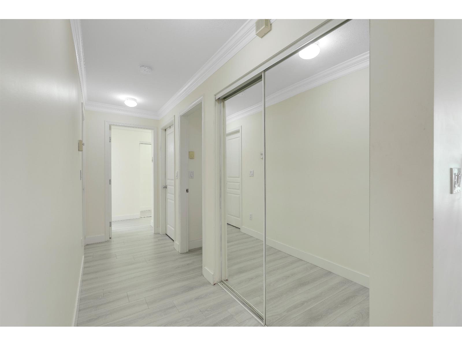 207 6385 121 Street, Surrey, British Columbia  V3X 3K6 - Photo 11 - R3153549
