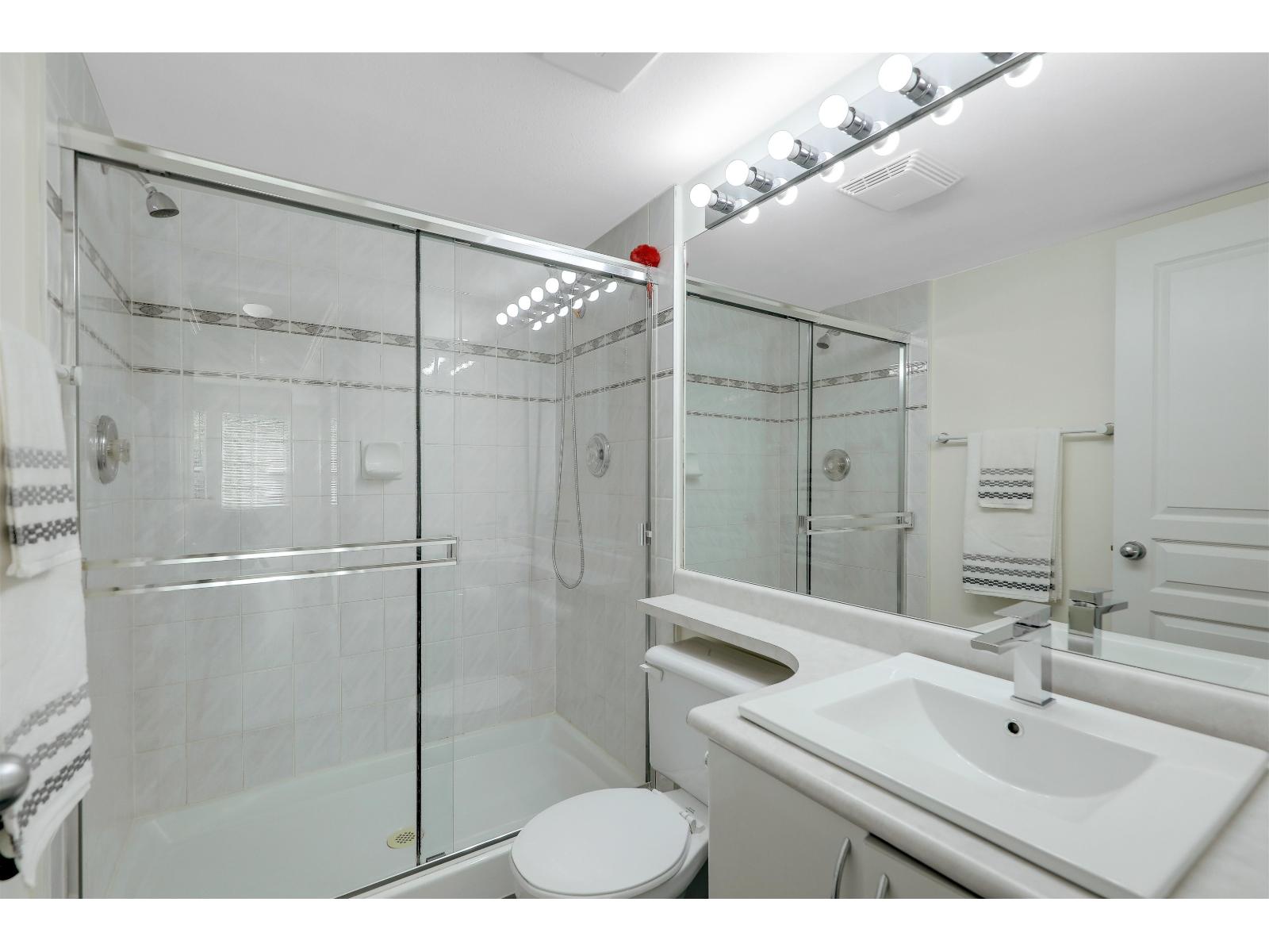 207 6385 121 Street, Surrey, British Columbia  V3X 3K6 - Photo 10 - R3153549