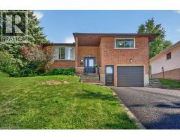 11 GRAYWOOD Court, Kitchener, Ontario