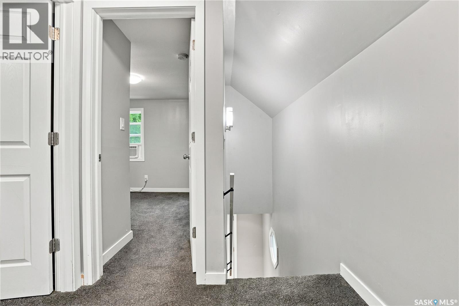 202 W Avenue S, Saskatoon, Saskatchewan  S7M 3G3 - Photo 21 - SK044544