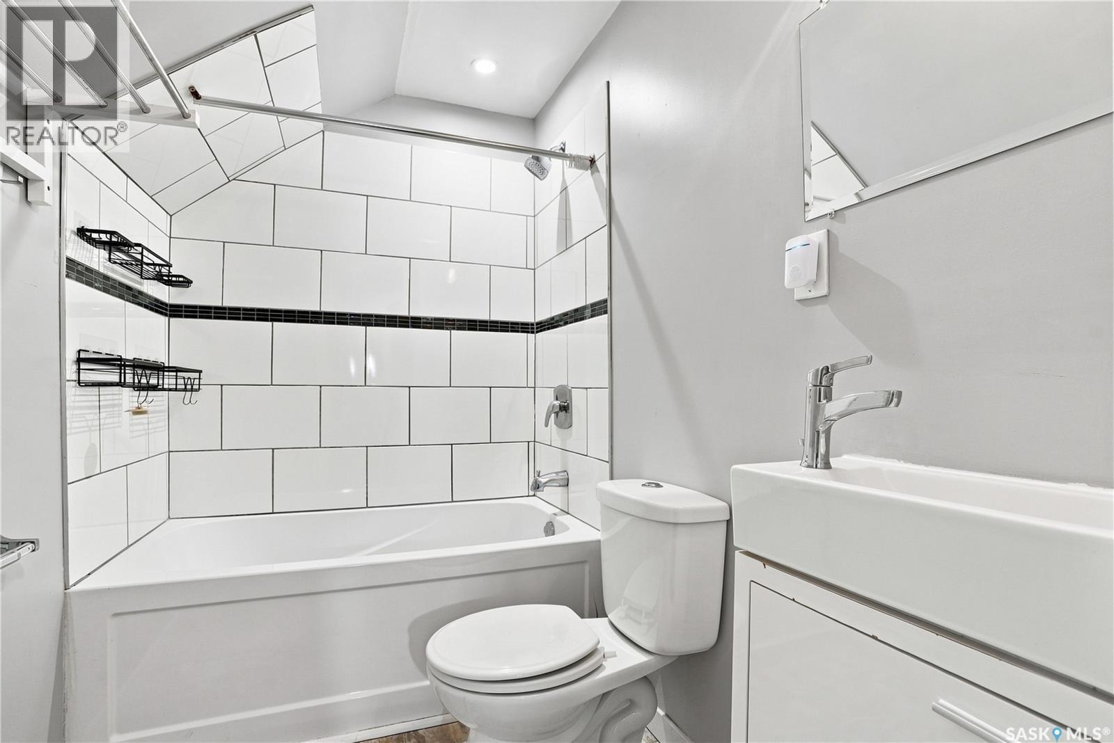 202 W Avenue S, Saskatoon, Saskatchewan  S7M 3G3 - Photo 27 - SK044544