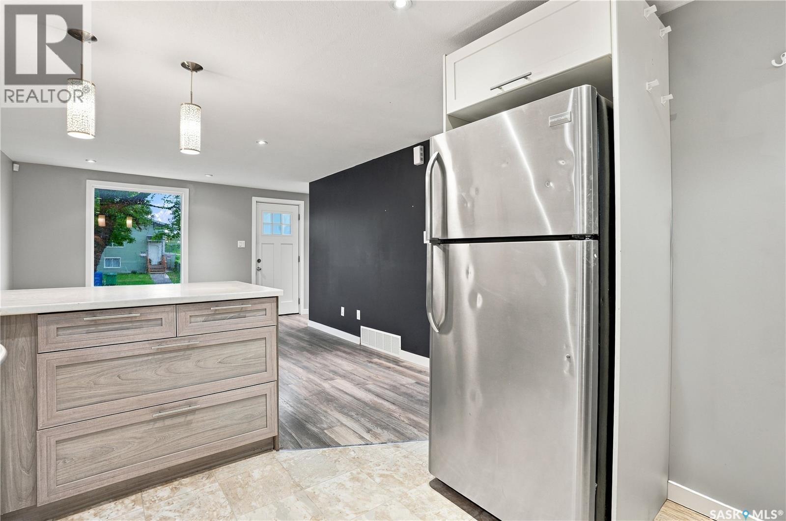 202 W Avenue S, Saskatoon, Saskatchewan  S7M 3G3 - Photo 17 - SK044544