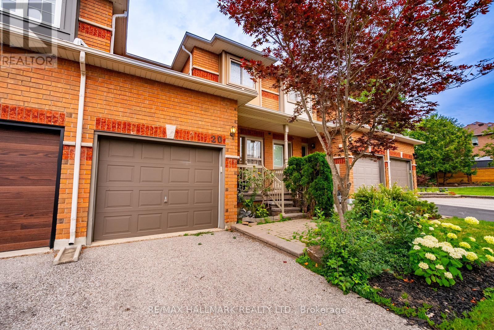 20 Willoway Court, Whitchurch-Stouffville, Ontario  L4A 1K7 - Photo 2 - N13653012