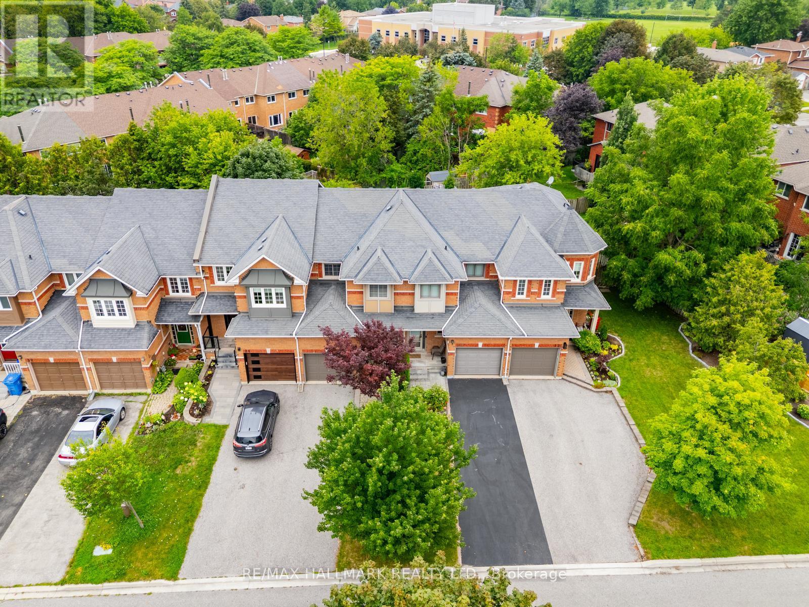 20 Willoway Court, Whitchurch-Stouffville, Ontario  L4A 1K7 - Photo 5 - N13653012