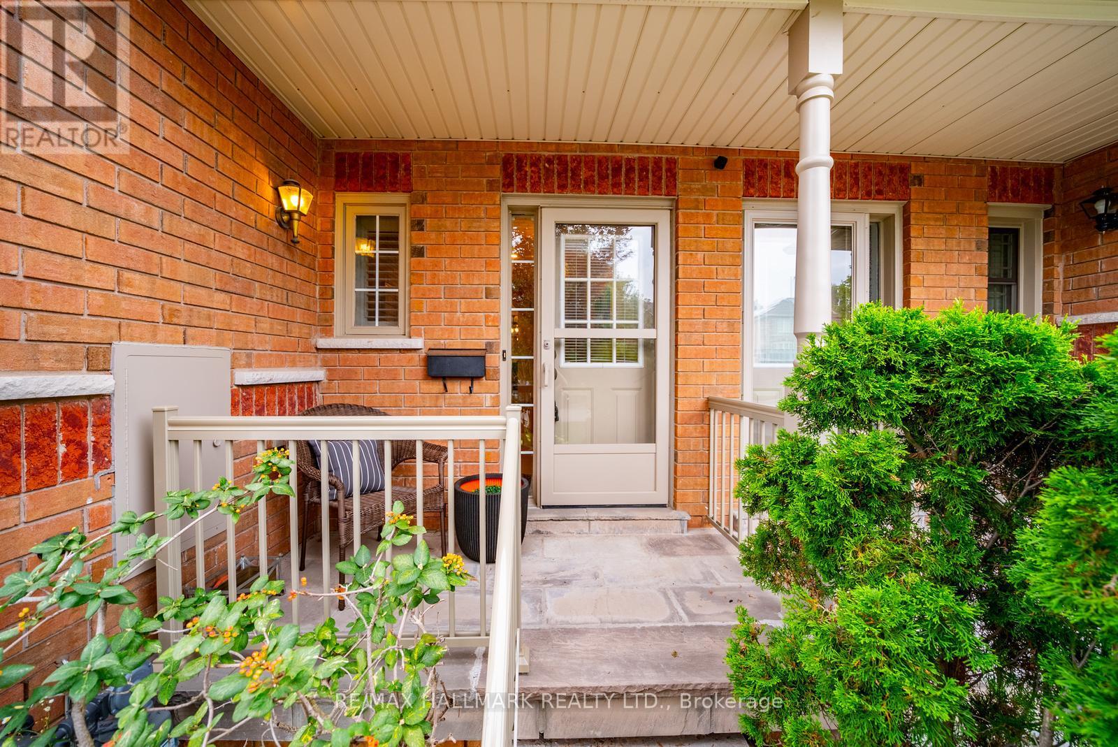 20 Willoway Court, Whitchurch-Stouffville, Ontario  L4A 1K7 - Photo 6 - N13653012