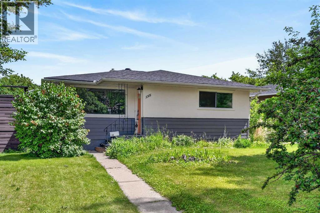 136 Hendon Drive NW, Calgary, Alberta  T2K 1Z1 - Photo 1 - A2322677