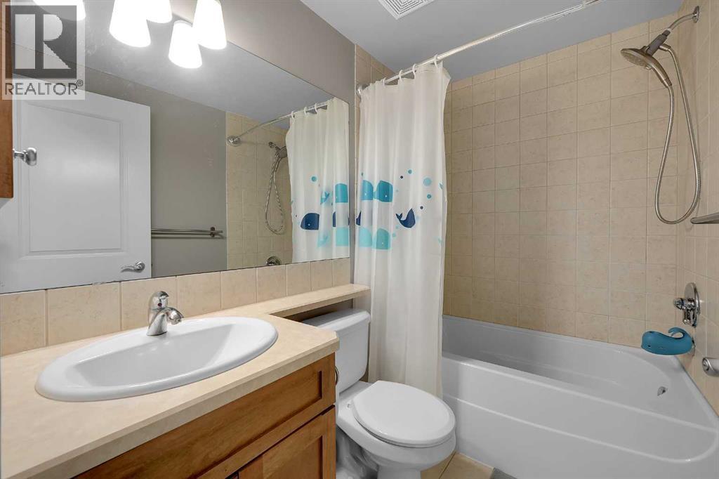 5532 Forand Street SW, Calgary, Alberta  T3E 7S6 - Photo 18 - A2332203