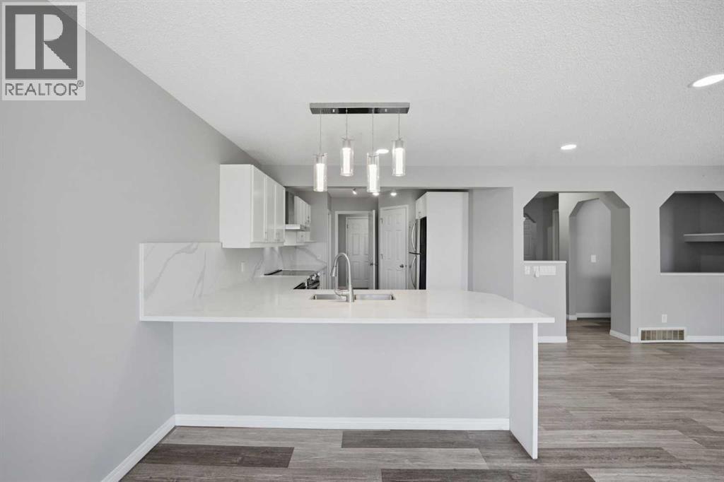 84 Cougar Ridge Circle Sw, Calgary, Alberta T3H 5C8 - Photo 16 - A2335470