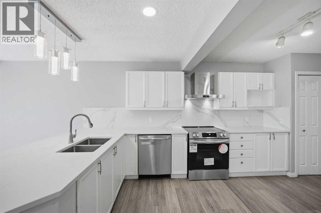 84 Cougar Ridge Circle Sw, Calgary, Alberta T3H 5C8 - Photo 17 - A2335470