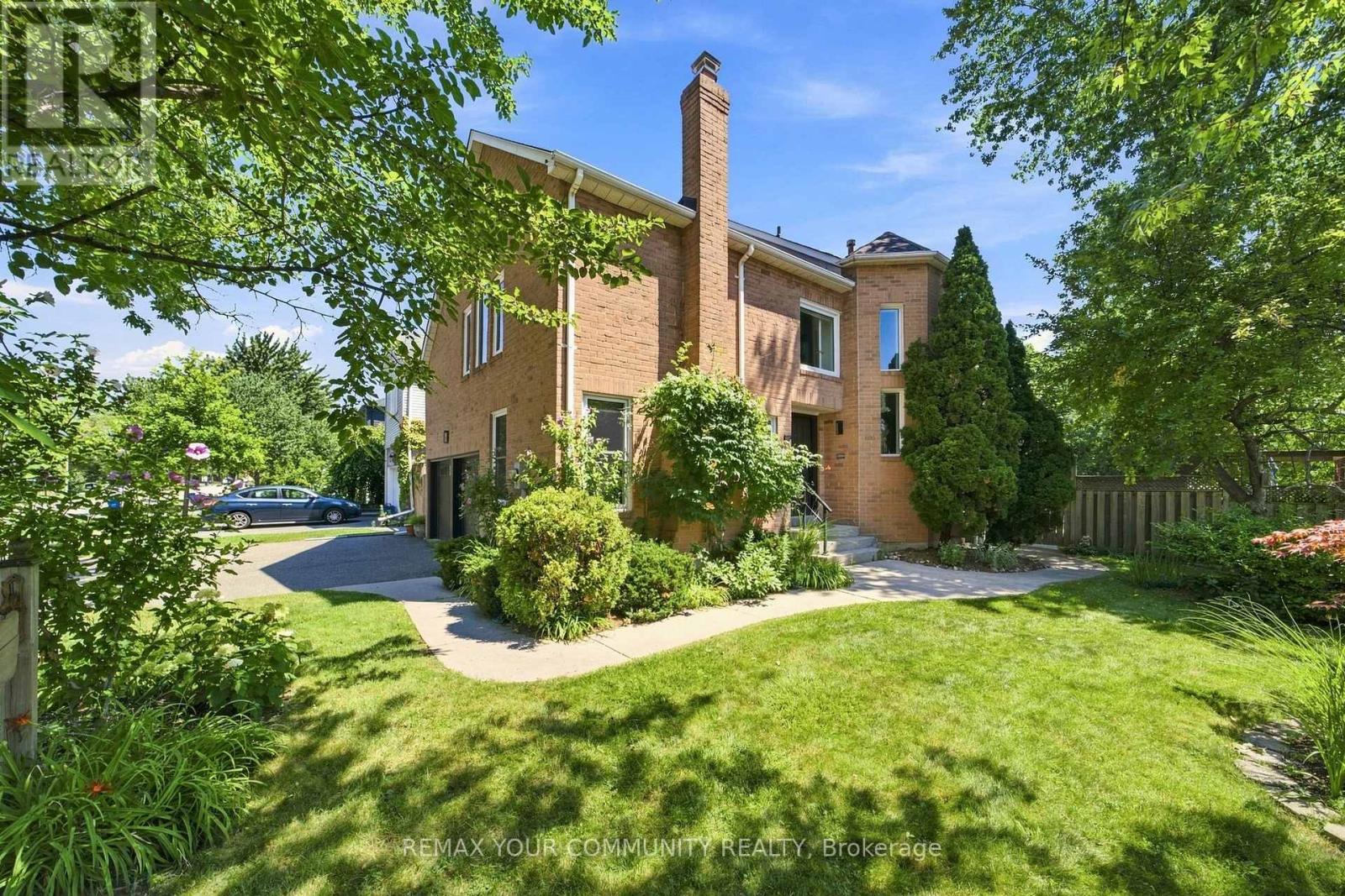 1544 GREENBRIAR DRIVE, Oakville, Ontario