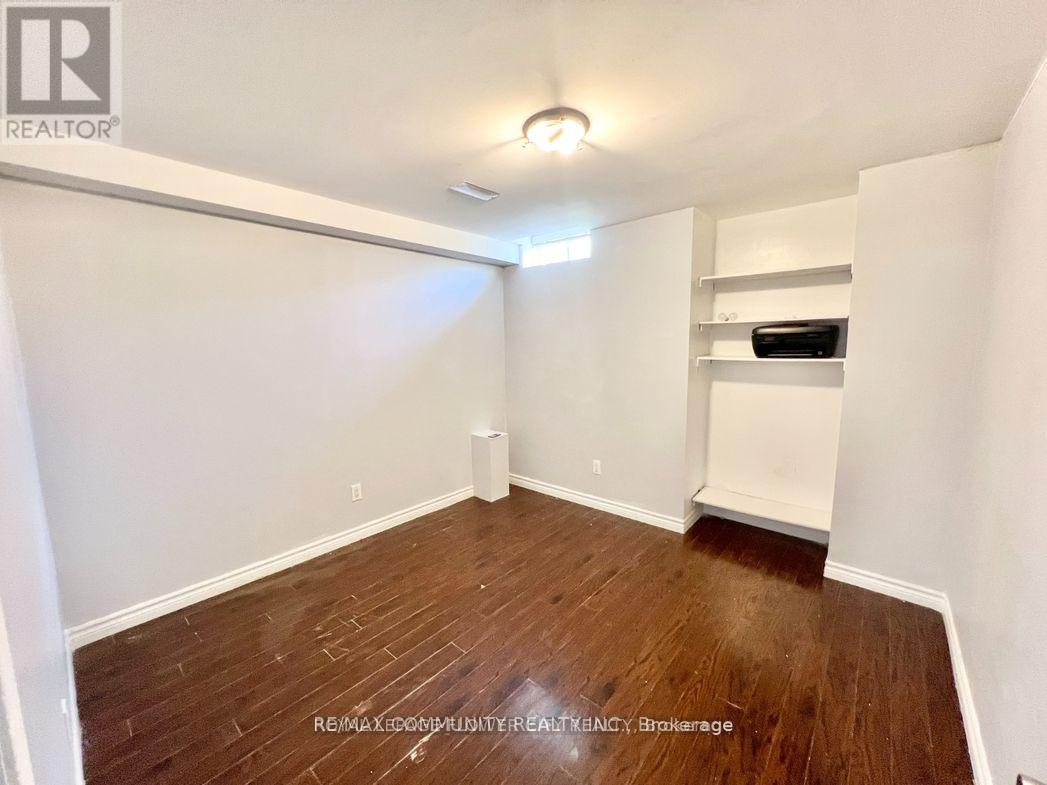 Bsmt - 21 Midvale Road, Brampton, Ontario  L7A 2M9 - Photo 8 - W13653042