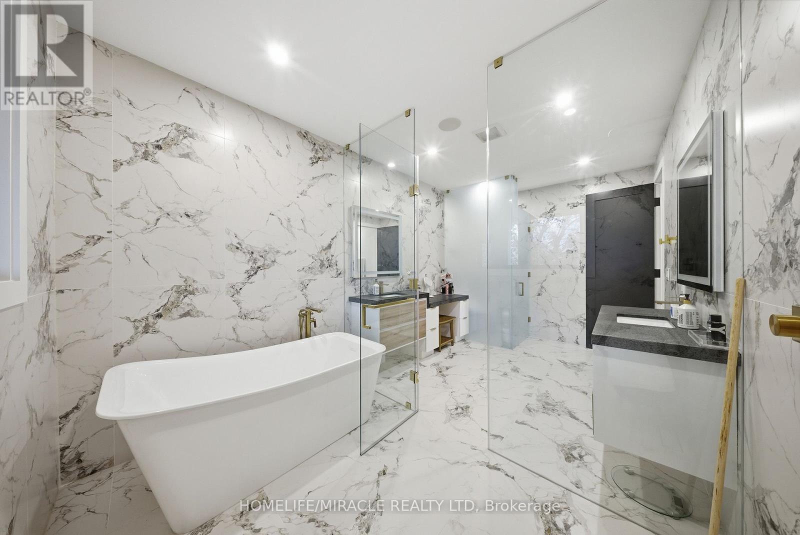 1653 Glenburnie Road, Mississauga, Ontario  L5G 3E4 - Photo 21 - W13653052