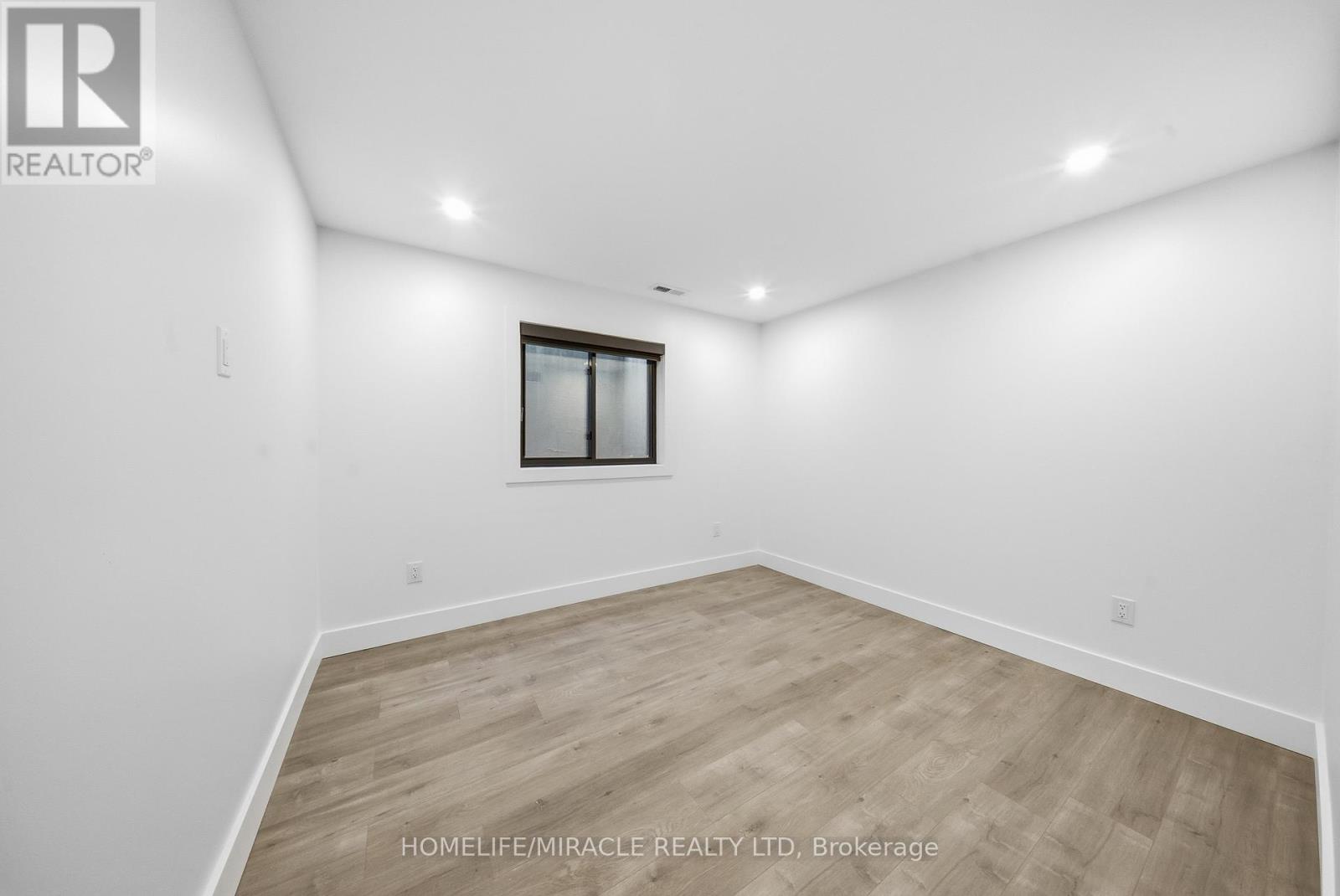 1653 Glenburnie Road, Mississauga, Ontario  L5G 3E4 - Photo 32 - W13653052
