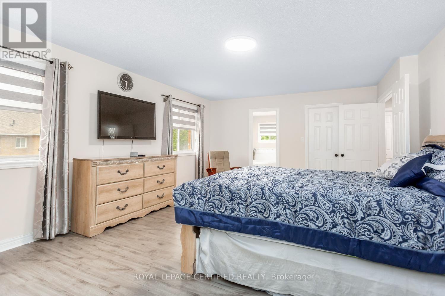 5902 Agean Drive, Mississauga, Ontario  L5M 6R6 - Photo 18 - W13653072