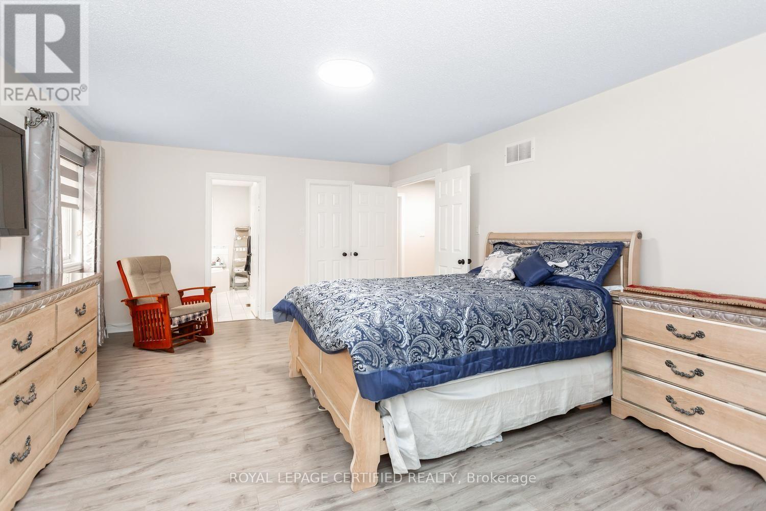 5902 Agean Drive, Mississauga, Ontario  L5M 6R6 - Photo 19 - W13653072