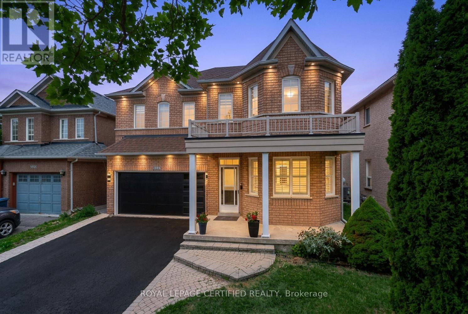 5902 Agean Drive, Mississauga, Ontario  L5M 6R6 - Photo 2 - W13653072