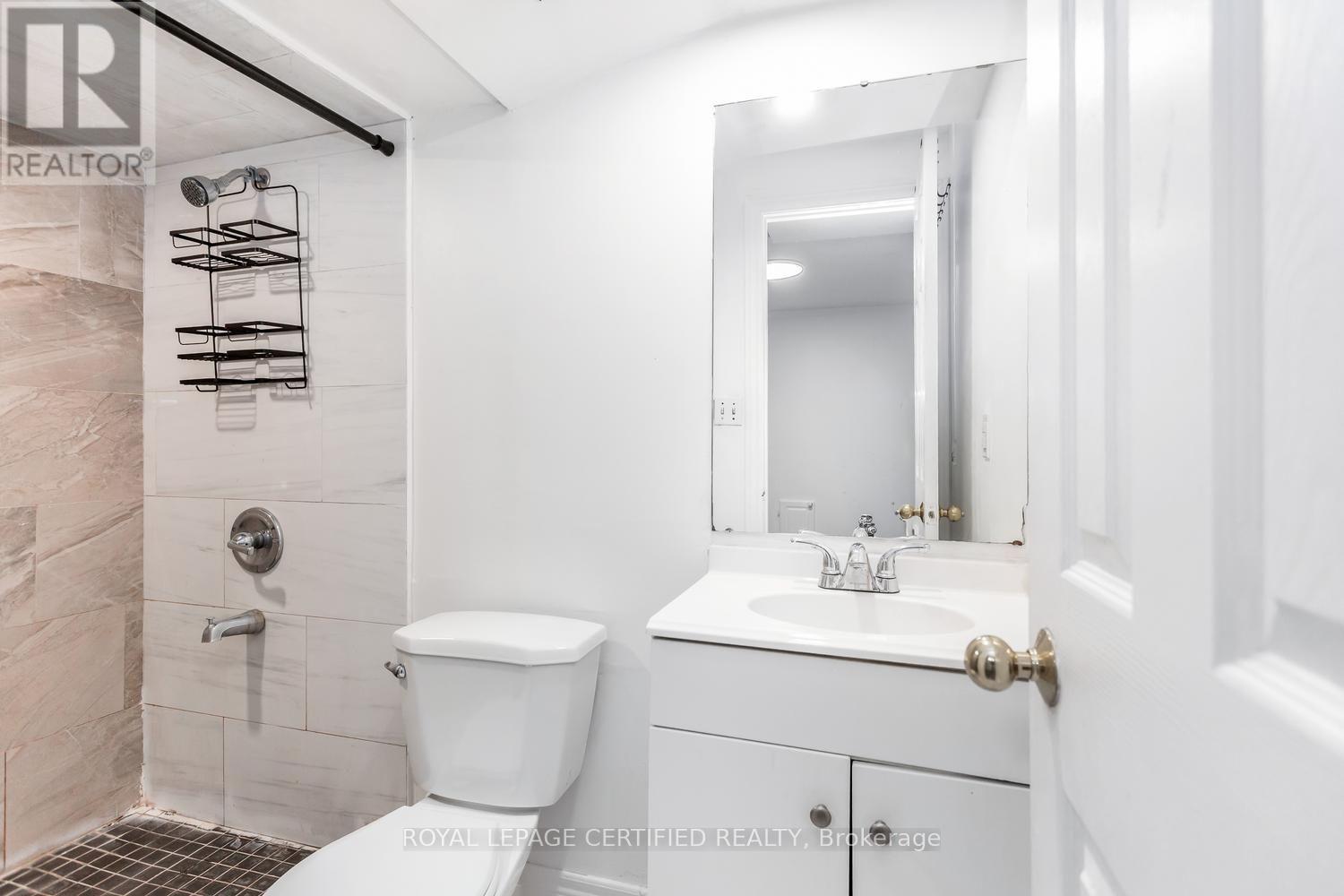 5902 Agean Drive, Mississauga, Ontario  L5M 6R6 - Photo 35 - W13653072