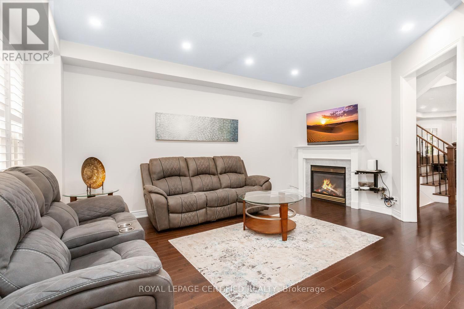 5902 Agean Drive, Mississauga, Ontario  L5M 6R6 - Photo 6 - W13653072