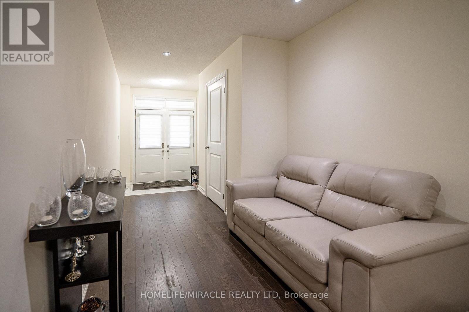 23 Arrowview Drive, Brampton, Ontario  L7A 5H6 - Photo 15 - W13653082