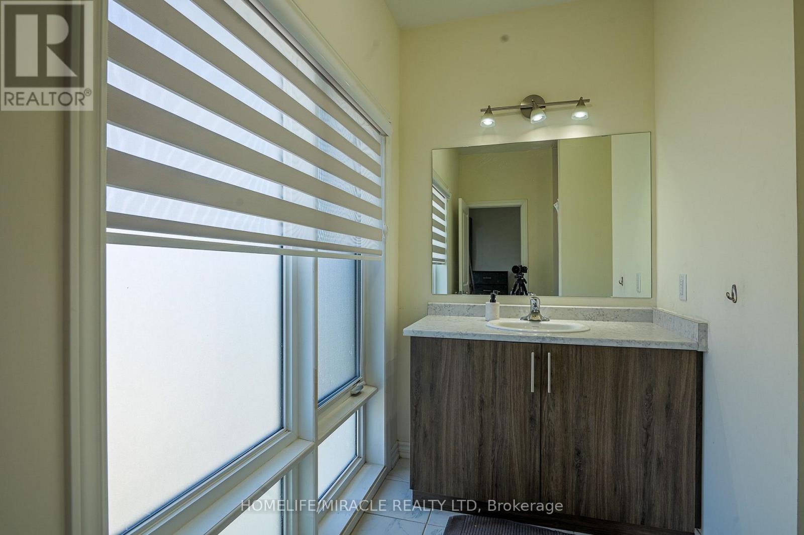 23 Arrowview Drive, Brampton, Ontario  L7A 5H6 - Photo 25 - W13653082