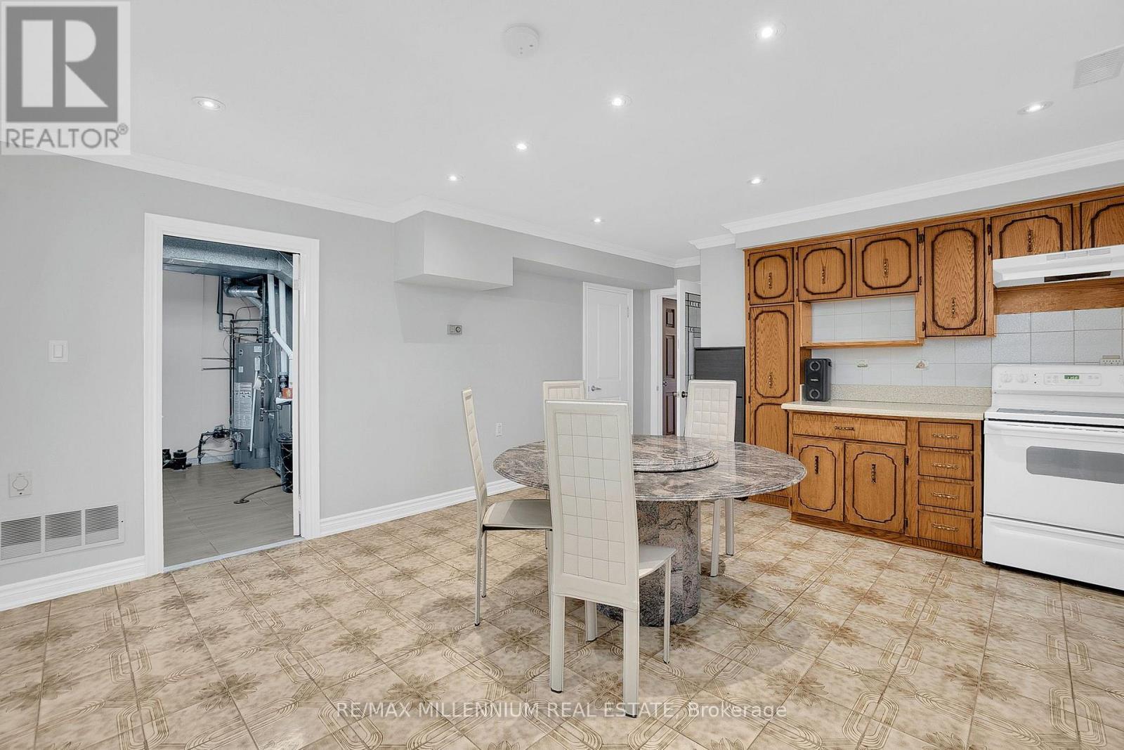 Lower - 99 Willis Road, Vaughan, Ontario  L4L 2S4 - Photo 4 - N13649700